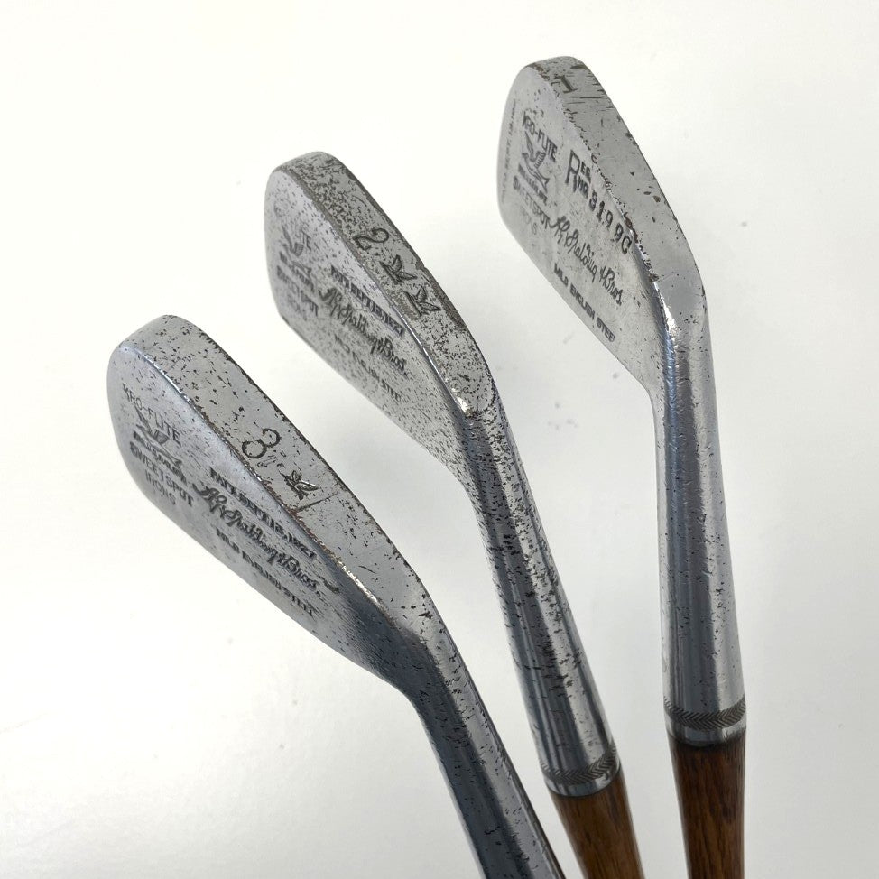 VERY RARE - Full Matching Set - 1920's A.G. Spalding & Bros - KRI-FLITE Sweet Spot Hickory Irons