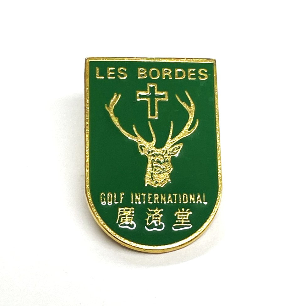 Les Bordes Golf International - Vintage Enamel Pin Badge