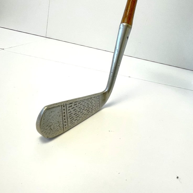 J.B. Halley & Co - Pyramid Rustless Putter No.47 - c.1930