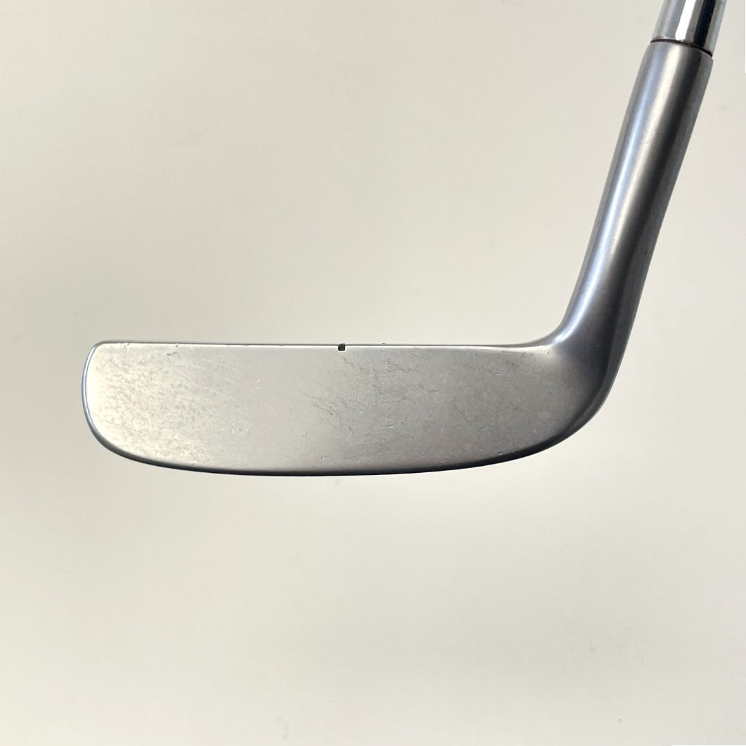 Wilson Staff 8813 - Bladed Putter - R/H 35"
