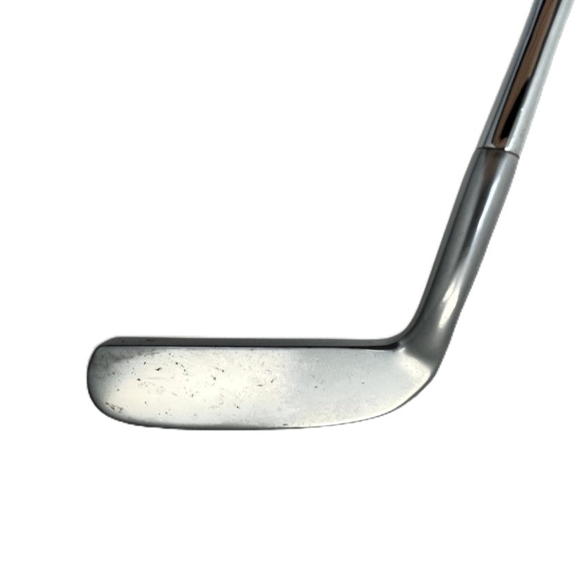 The Wilson 8802 - Bladed Putter - R/H 35"