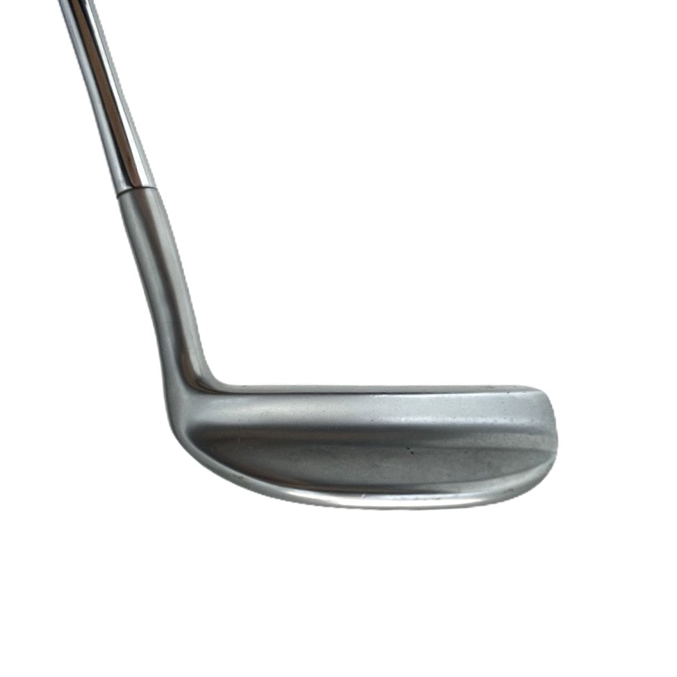 The Wilson 8802 - Bladed Putter - R/H 35"