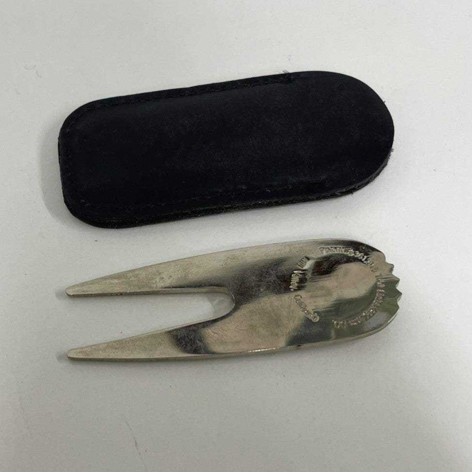 Vintage Callaway Golf - Divot Tool with Magnetic Ball Marker