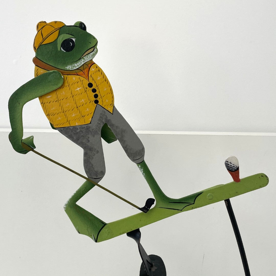 Pendulum Balance Figure - Golfing Frog