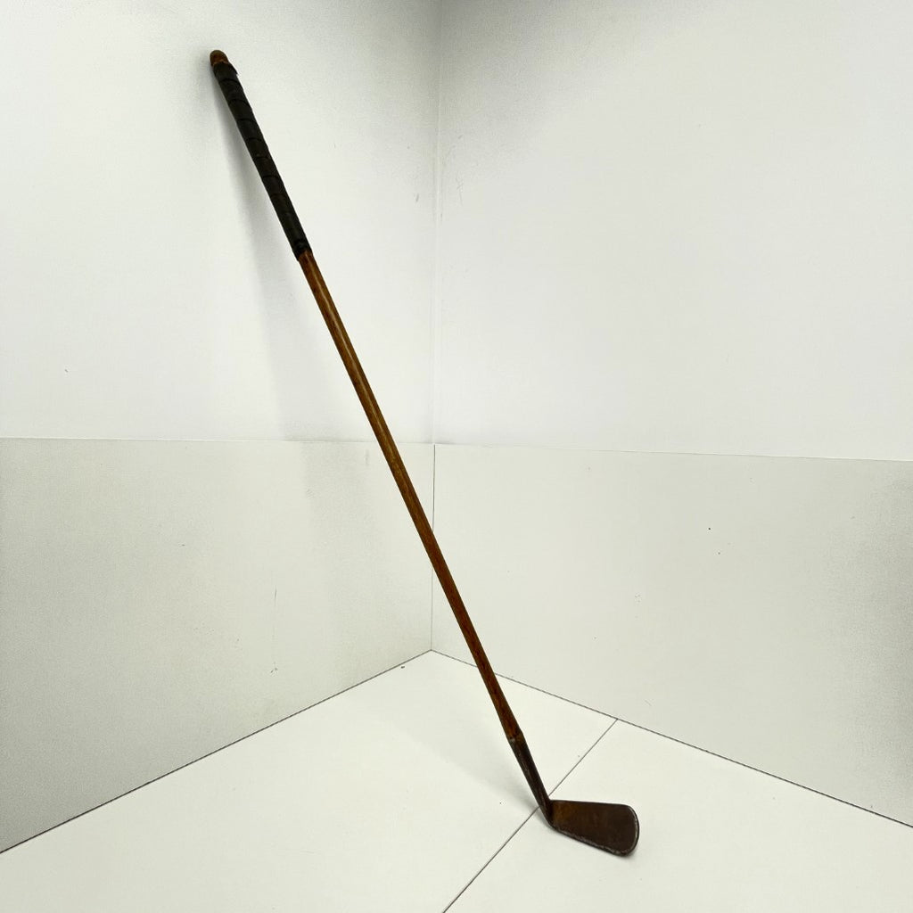 Left Handed Smooth Face Cleek - c.1900